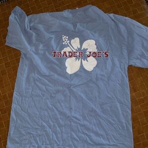 Trader Joe's Men's Short Sleeve T-Shirt in Light Blue